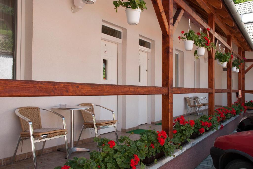 Ferienwohnung Polonia Apartman Egerszalók Exterior foto