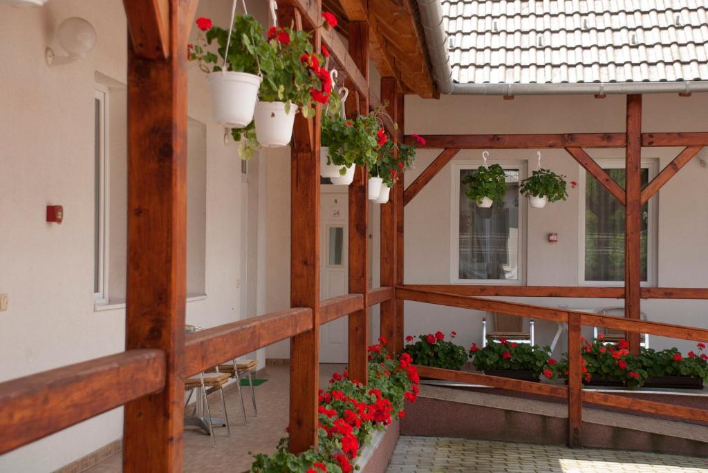 Ferienwohnung Polonia Apartman Egerszalók Exterior foto